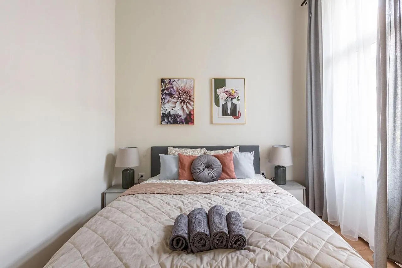 Exclusive Rakoczi Residence By Anna Budapest Ungheria